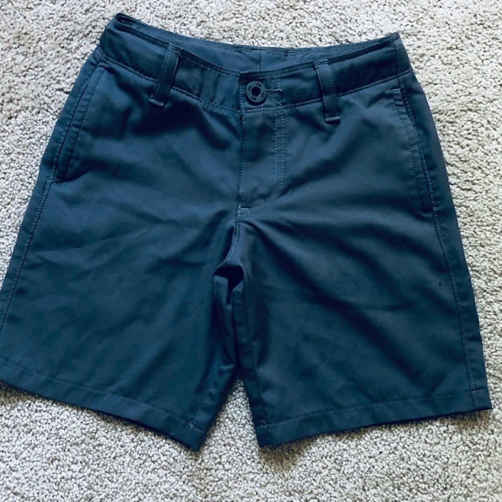 Boys Under Armor shorts